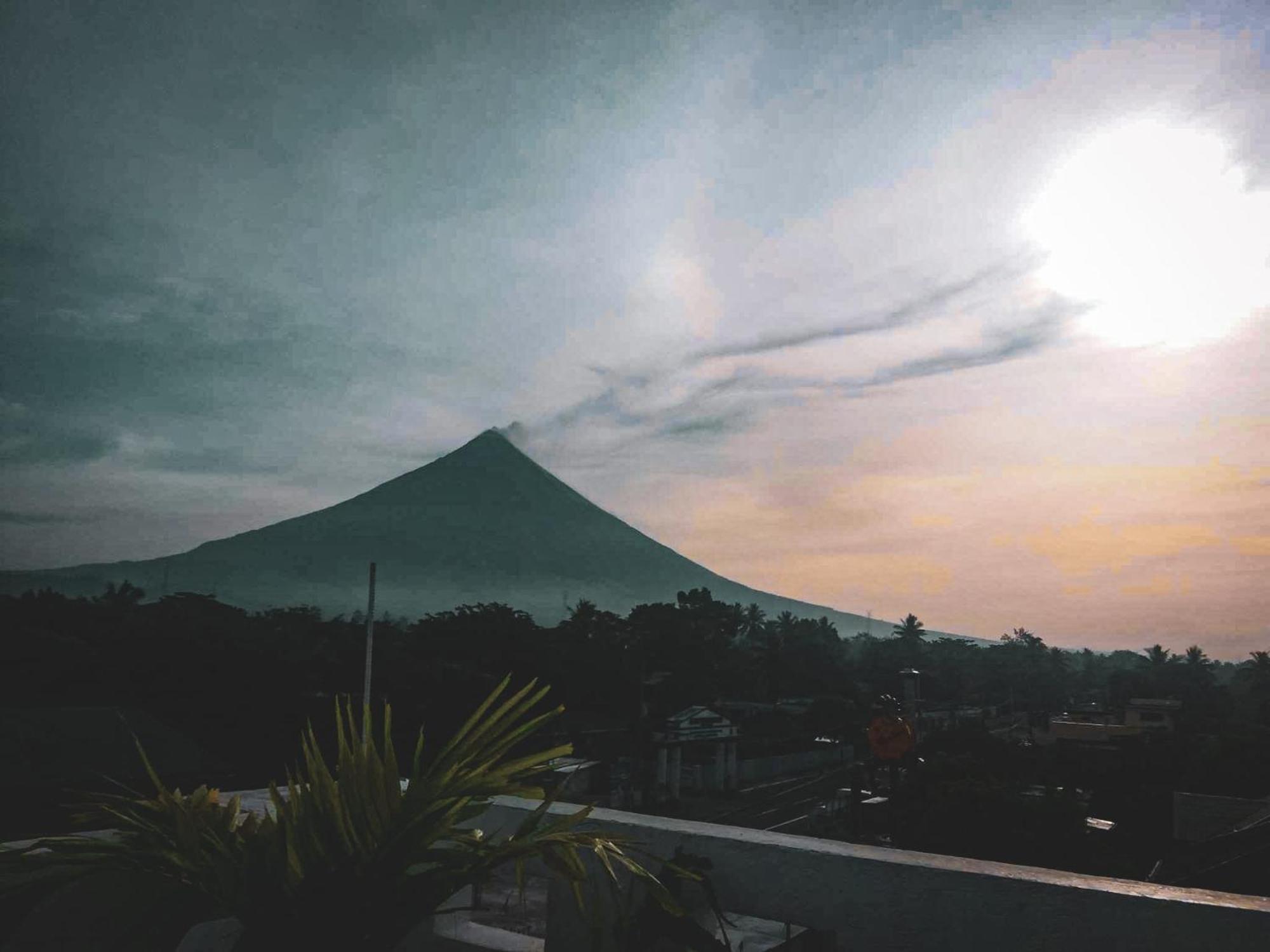 Majestique Hotel Albay Bicol Guinobatan Exterior photo
